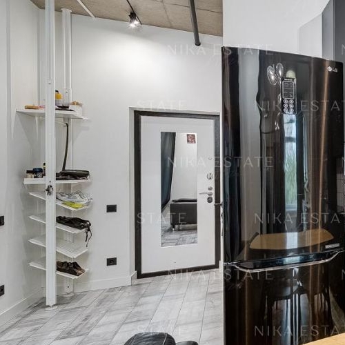 3-комн квартира улица Хромова, 3