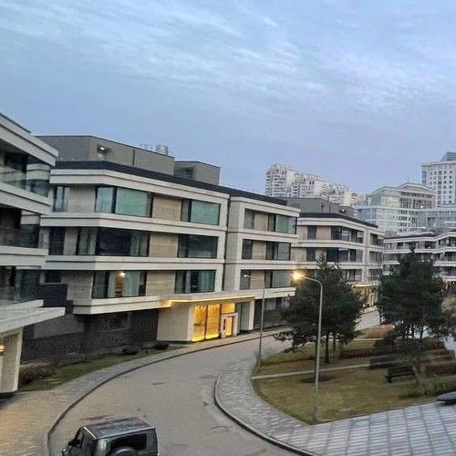 3-комн квартира Минская улица, 2Вк3