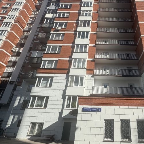 3-комн квартира улица Ирины Левченко, 1