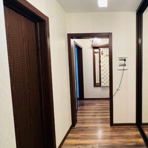 3-комн квартира Новые Островцы мкр, д. Островцы, улица Баулинская, 8