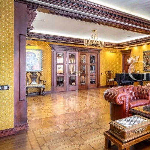 5-комн квартира 1-й Неопалимовский переулок, 8