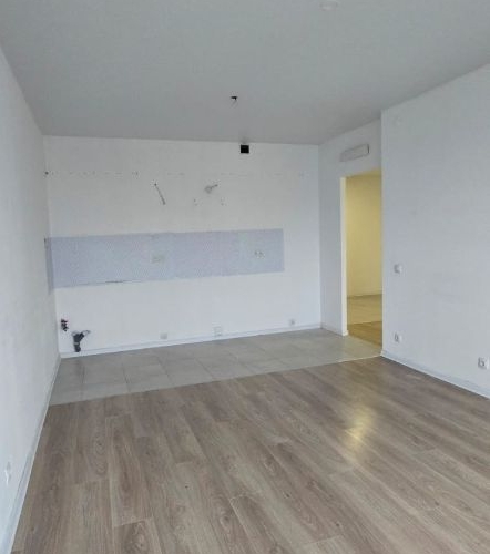 3-комн квартира улица Поляны, 5Ак2