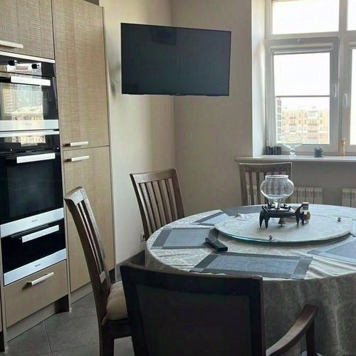 3-комн квартира улица Маршала Рыбалко, 2к9