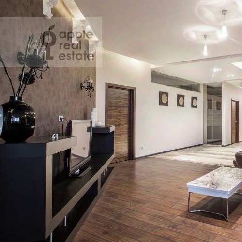 3-комн квартира Минская улица, 1ГК3