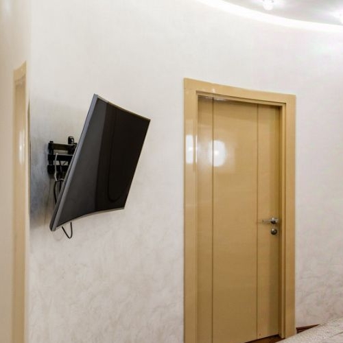 3-комн квартира улица Маршала Катукова, 24к1