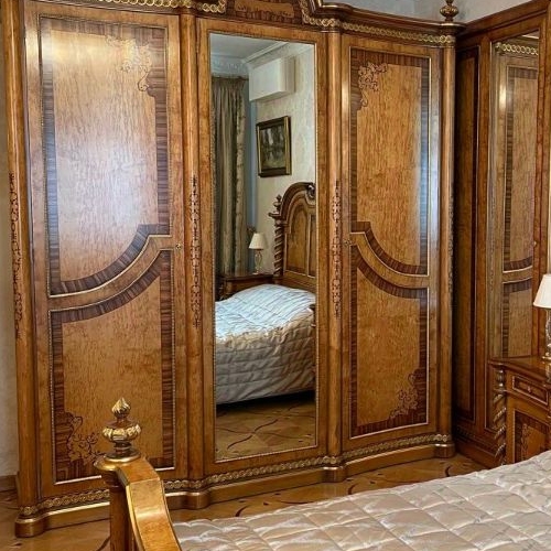 3-комн квартира улица Крупской, 1