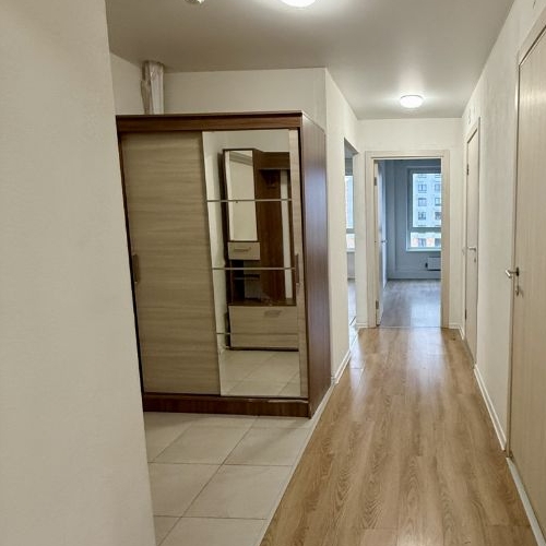 2-комн квартира улица Поляны, 5Ак2