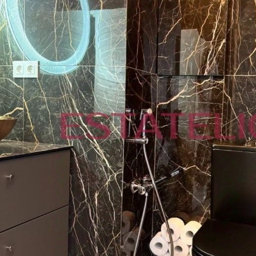 3-комн квартира улица Василисы Кожиной, 13