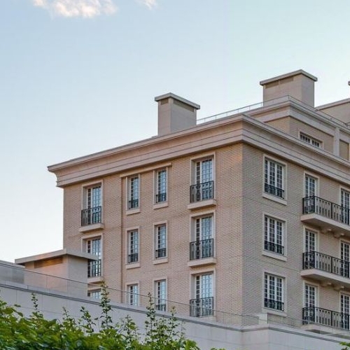 4-комн квартира улица Ефремова, 19к4