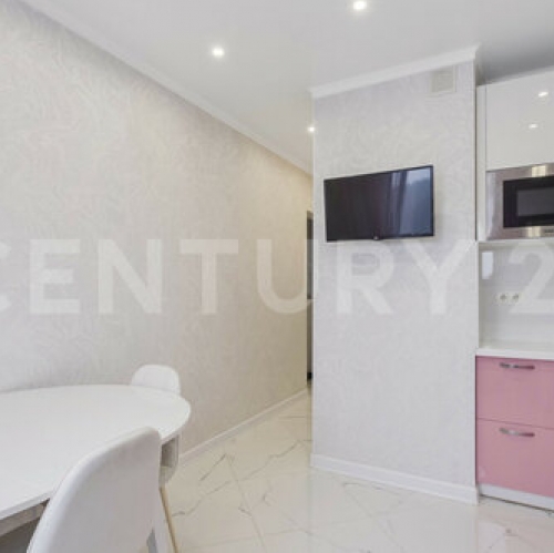 2-комн квартира Изваринская улица,  д. 3 к1