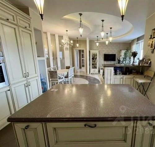 4-комн квартира Жуковский, улица Амет-хан Султана, 15к1