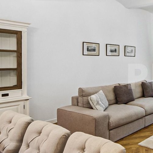 3-комн квартира Большой Черкасский переулок, 2/10