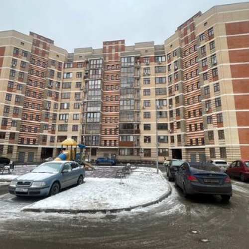 2-комн квартира улица Семёна Гордого,  д. 8