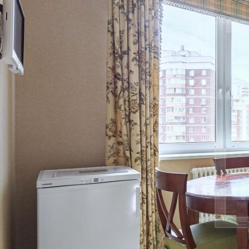 3-комн квартира улица Столетова, 17