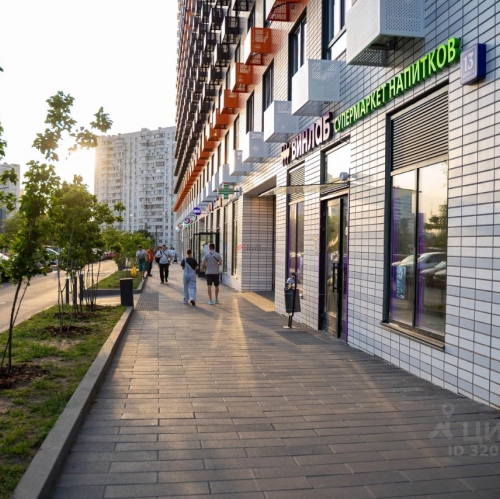 Торговое помещение ул Лобненская,  д. 13,  к. 4