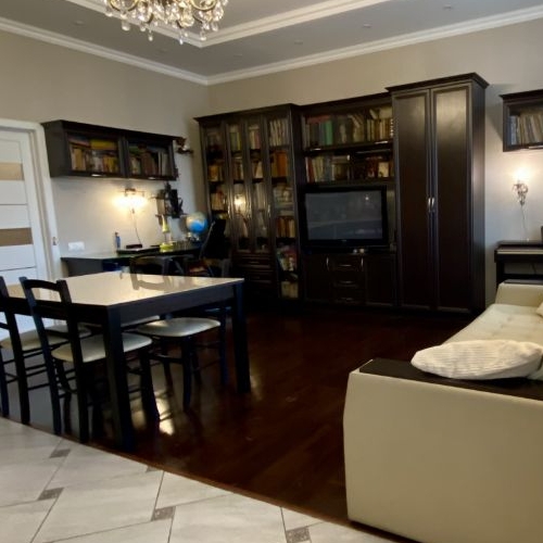 Студия Изумрудная улица, 18