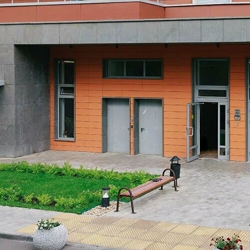 3-комн квартира улица Демьяна Бедного, 15