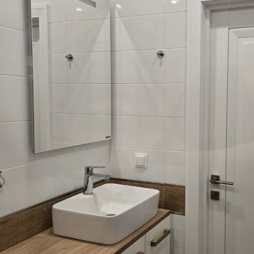 2-комн квартира бульвар Академика Ландау, 1