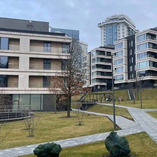 3-комн квартира Минская улица, 2Вк3