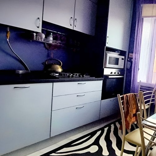 3-комн квартира улица Генерала Донскова, 21к5