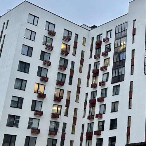 2-комн квартира улица Пикассо, 2к2