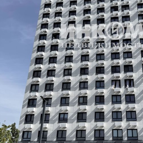 2-комн квартира улица Летчика Ульянина, 3А