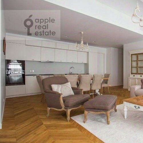 3-комн квартира Никольская улица, 10/2С2б