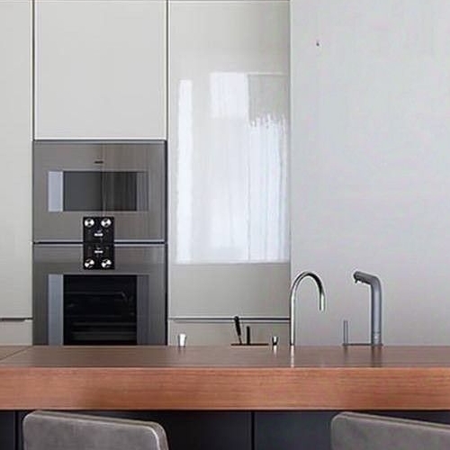 4-комн квартира улица Бурденко, 3