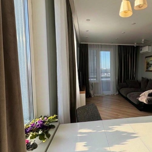 3-комн квартира Одинцово, улица Каштановая, 10