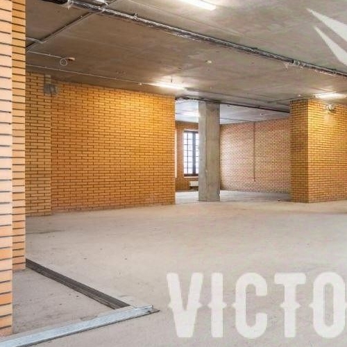 5-комн квартира улица Ефремова, 19к2