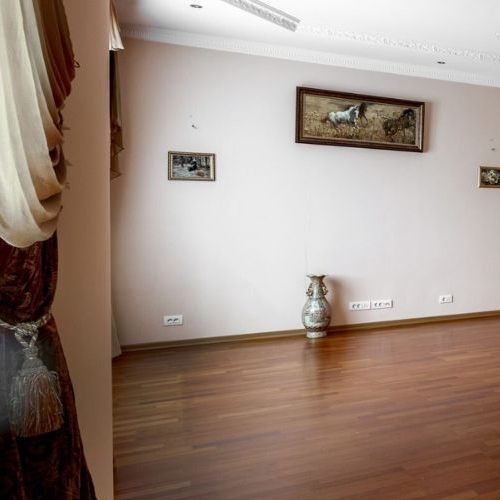 3-комн квартира улица Кутузова, 11К4