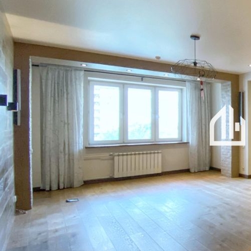 4-комн квартира улица Академика Виноградова, 1