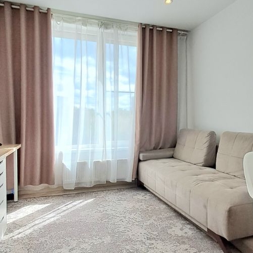 2-комн квартира улица 1-я Леонова, 18