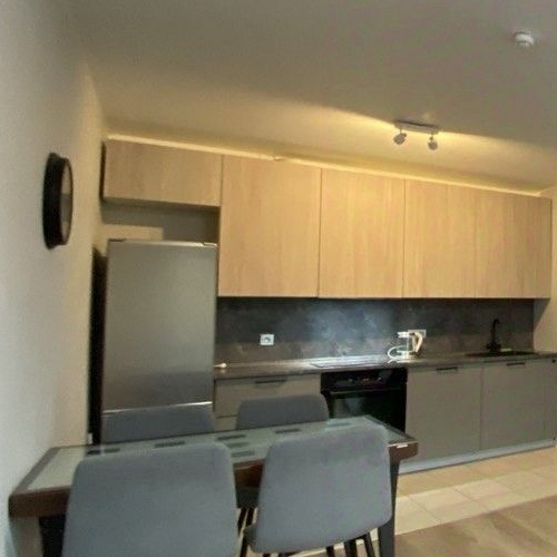 3-комн квартира улица Поляны, 5Ак5