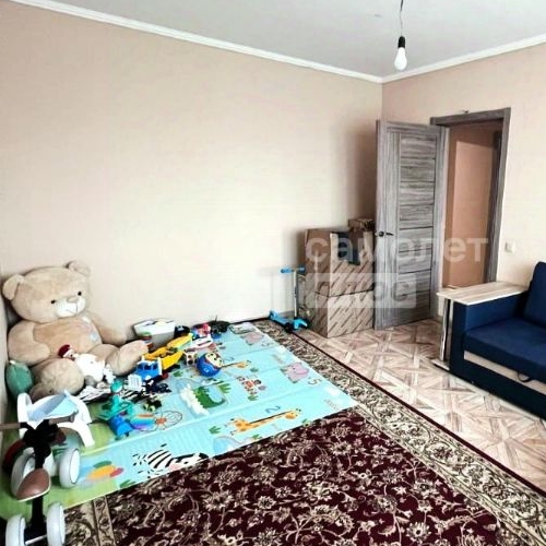 3-комн квартира Новые Островцы мкр, д. Островцы, улица Баулинская, 4