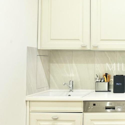 3-комн квартира Мосфильмовская улица, 8