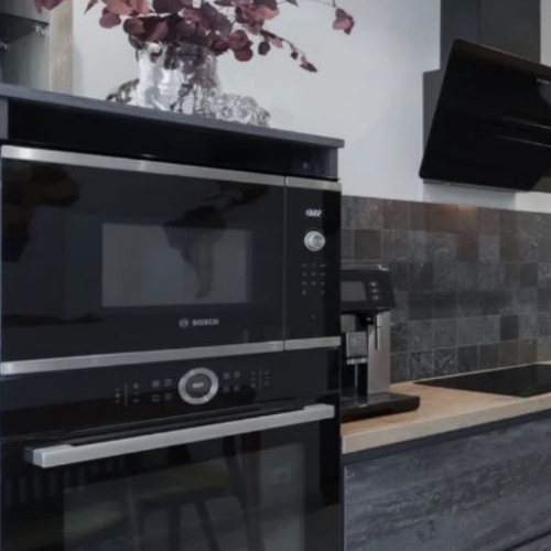 3-комн квартира улица Авиаконструктора Сухого, 2к2