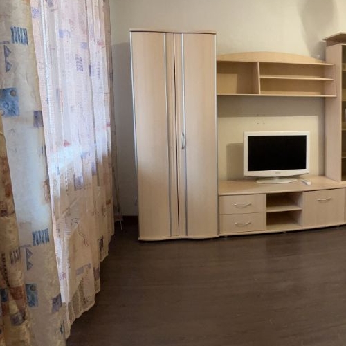 3-комн квартира Октябрьский пгт, улица Спортивная, 1