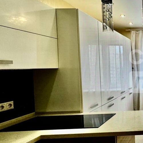 3-комн квартира Пироговский мкр, улица Сазонова, 5