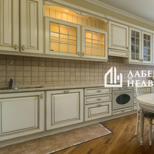 5-комн квартира улица Маршала Соколовского, 5