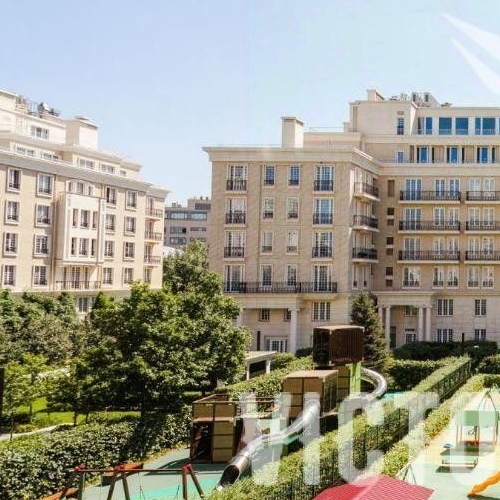 5-комн квартира улица Ефремова, 19к2