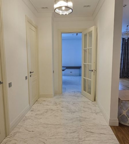 4-комн квартира улица Косыгина, 21