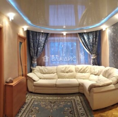 4-комн квартира Центральная улица,  д. 10