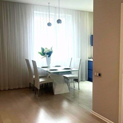 3-комн квартира улица Столетова, 17