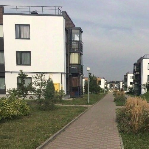 1-комн квартира д. Красный Поселок, улица Конюхова, 16