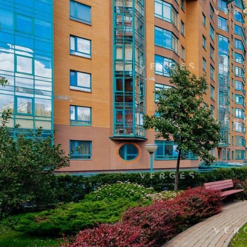 2-комн квартира Минская улица, 1ГК1