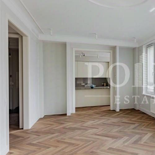 4-комн квартира Краснобогатырская улица, 90С22