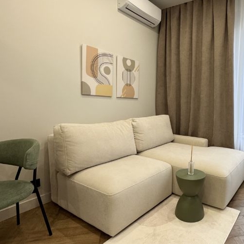 2-комн квартира улица Василисы Кожиной, 13