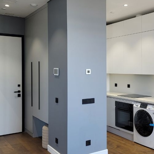 Студия площадь Курского Вокзала, 1