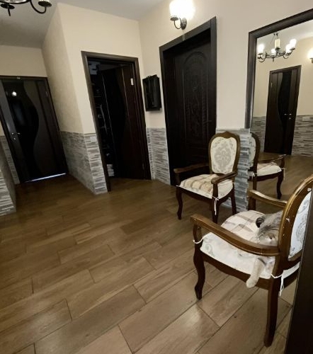 3-комн квартира д. Исаково, улица Рябиновая, 5к1